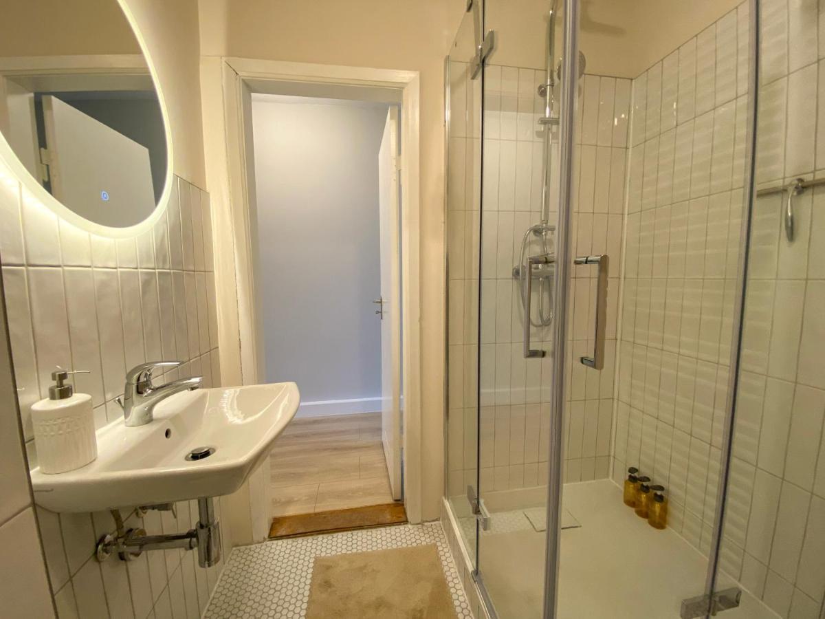 Zentrale Ferienwohnung Fuer Bis Zu 4 Personen 不来梅港 外观 照片